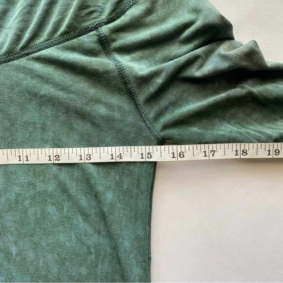 We The Free x Free People Sapphire Mineral Wash Cosmo Cowl Neck Top Size Small - Picture 15 of 16